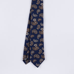 
                  
                    Cravatta in lana 03
                  
                